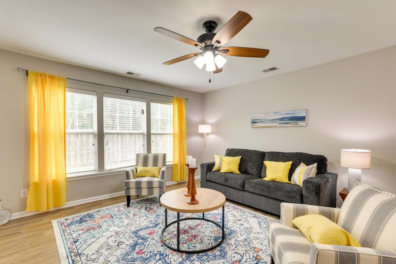 Charming North Charleston Townhome - Pets Welcome! エクステリア 写真
