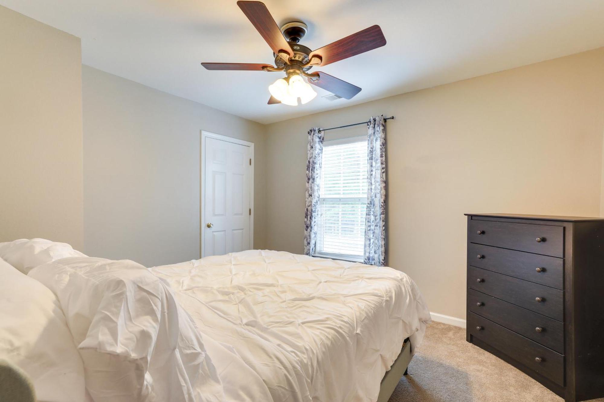 Charming North Charleston Townhome - Pets Welcome! エクステリア 写真